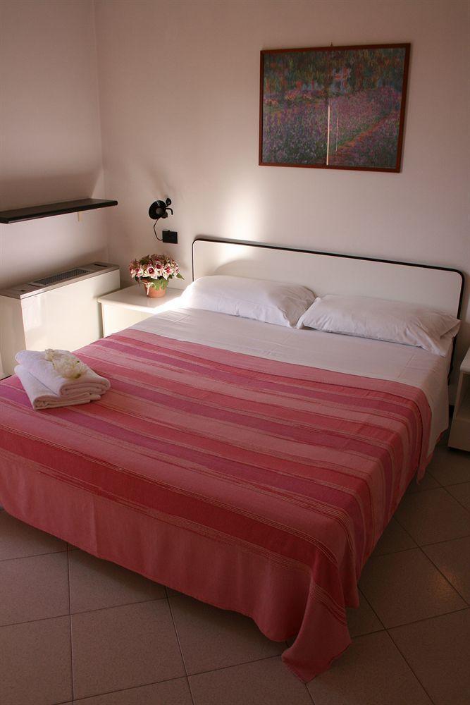 Residenza Sol Holiday Ρίμινι Εξωτερικό φωτογραφία