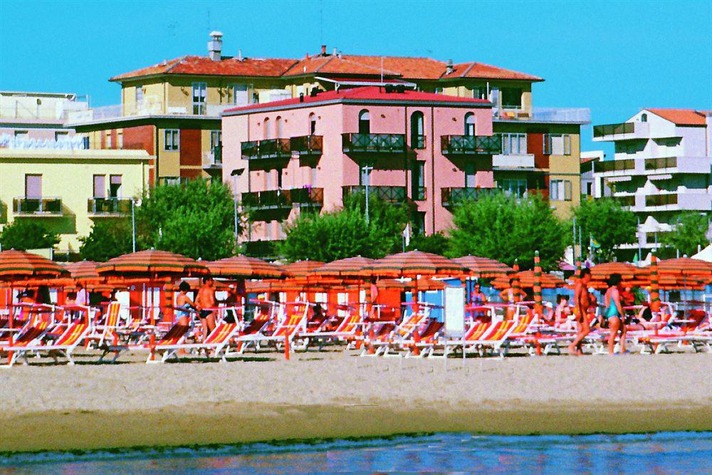 Residenza Sol Holiday Ρίμινι Εξωτερικό φωτογραφία