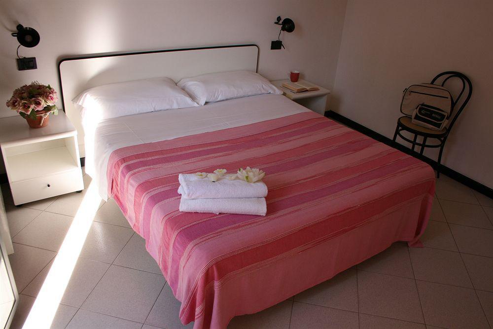 Residenza Sol Holiday Ρίμινι Εξωτερικό φωτογραφία
