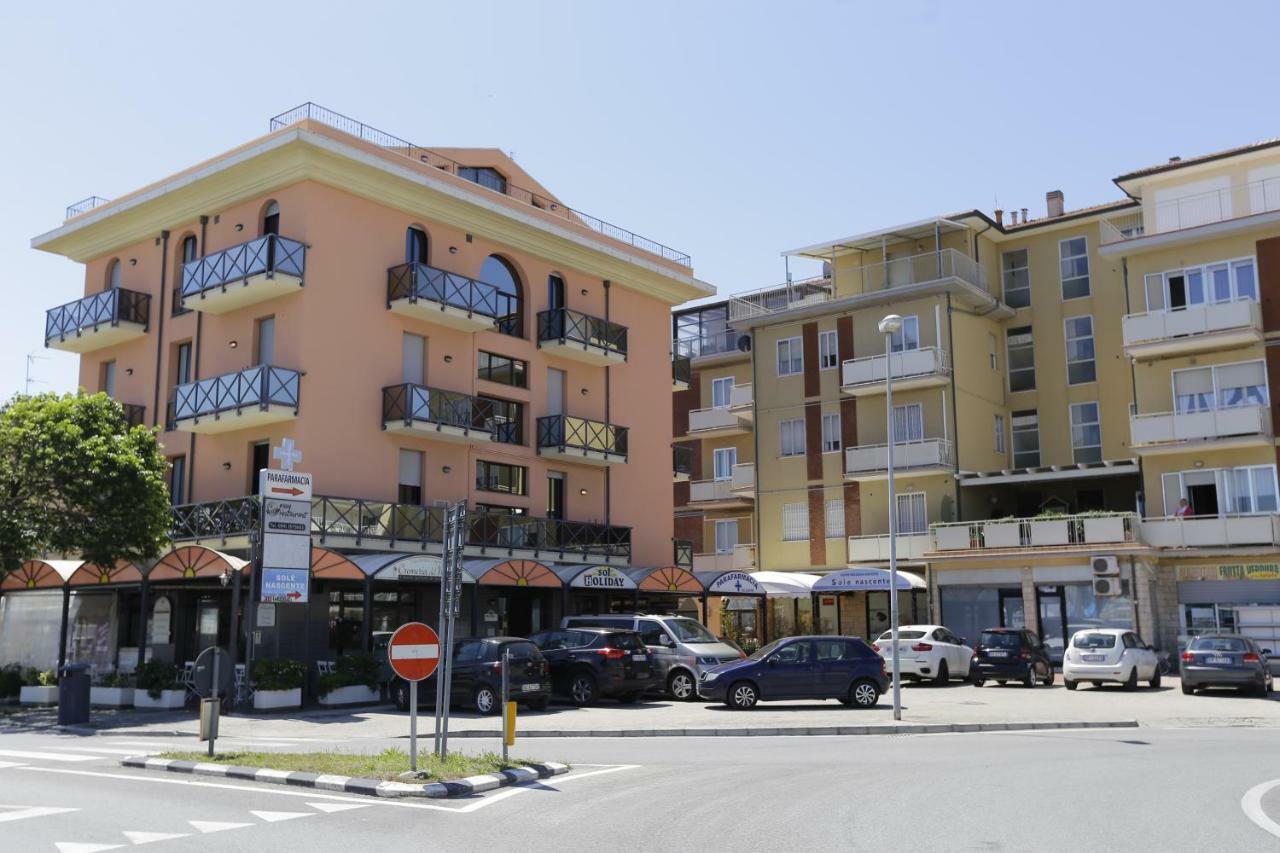 Residenza Sol Holiday Ρίμινι Εξωτερικό φωτογραφία