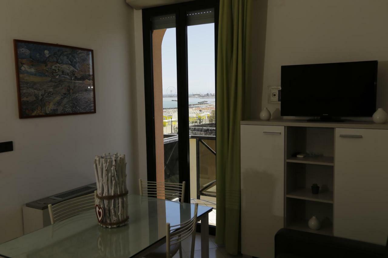 Residenza Sol Holiday Ρίμινι Εξωτερικό φωτογραφία